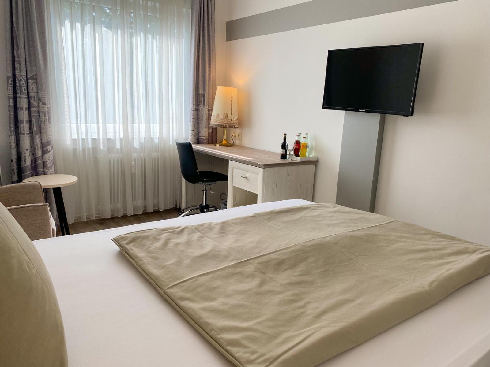 Hotel Angerland Garni Ratingen Exteriör bild